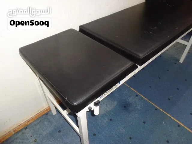 سرير فحص طبي عدد 2