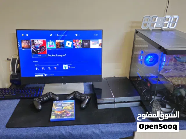 Sony Playstation 4 (standard) with 2 original controllers and Rocket league Collector's edition CD