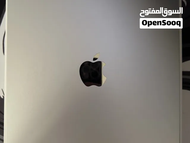Ipad 11 A16 ايباد بحالة ممتازة كالجديد 256GB 11