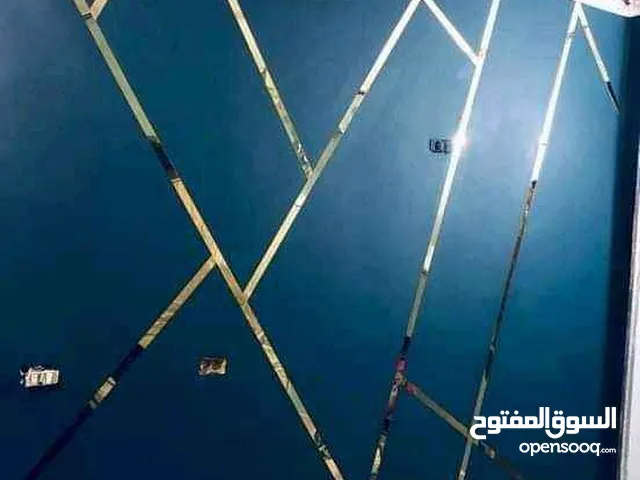 نقاش لاعمال الصيانة والدهان والديكور