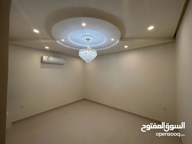 215 m2 2 Bedrooms Apartments for Rent in Dammam As Safa