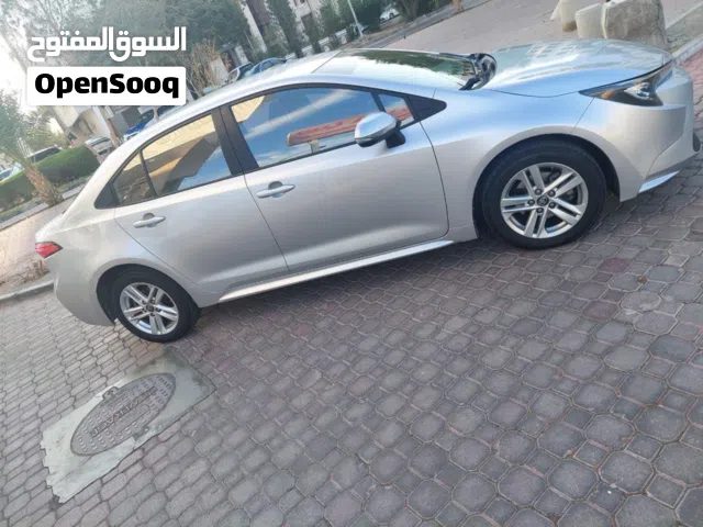 2021 تويوتا كورولا XLE