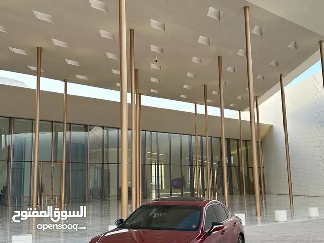 Lexus ES 2019 in Al Dakhiliya