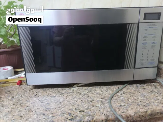 Sharp 0 - 19 Liters Microwave in Amman