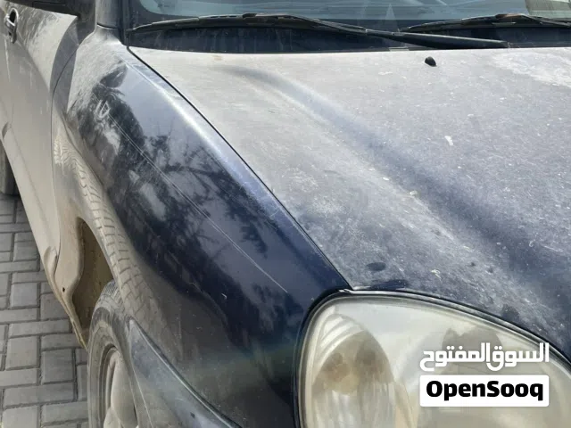 السلام عليكم هونداي سنتافي موديل 2007 السيارة ربي يبارك في خبطه في بروانطي الامامي