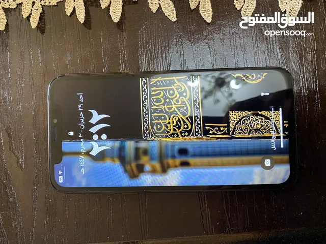 ايفون x لون أسود شاشة مغيره xr أفضل نوعيه 256 G
