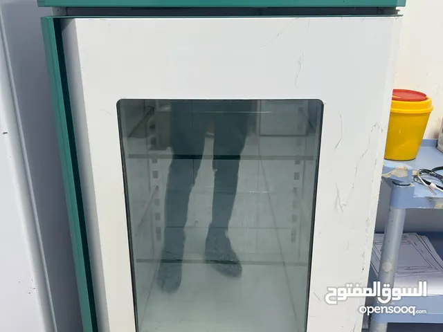 ثلاجة بنك الدم مختبرات