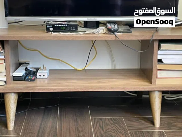 طاولة صالة وطاولة تلفزيون