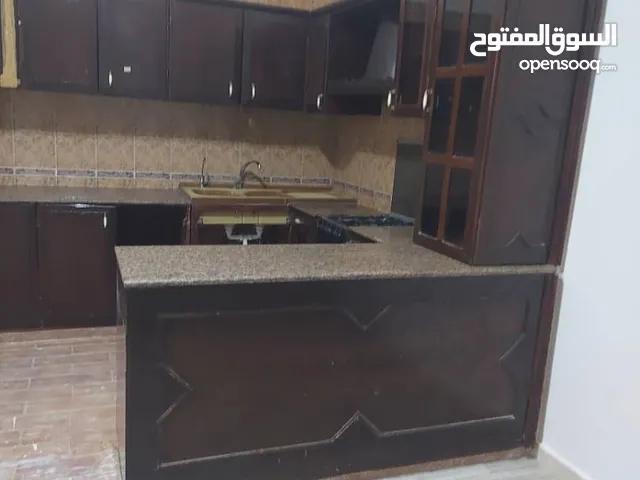 160 m2 3 Bedrooms Townhouse for Rent in Tripoli Hai Alandalus
