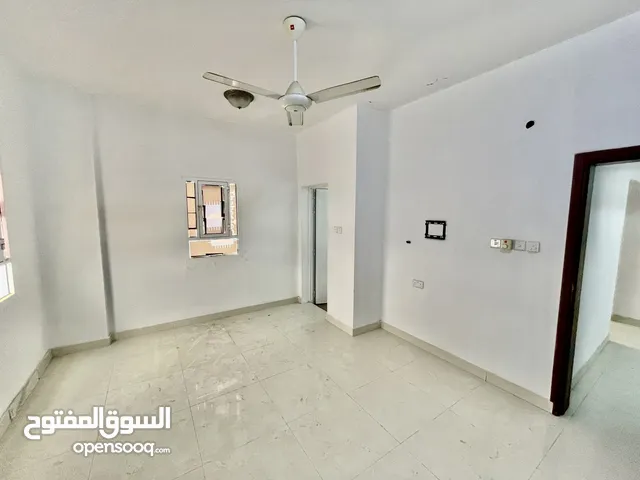 6m2 2 Bedrooms Apartments for Rent in Muscat Amerat
