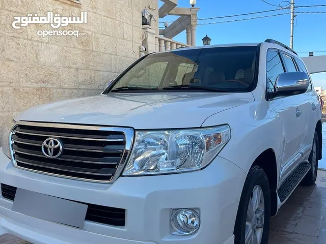 تويوتا لاند كروزر 2012