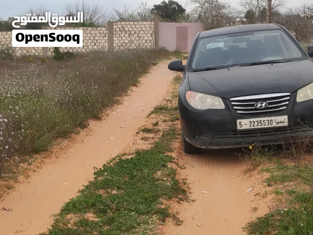 قطعة أرض مكان مميز عين زارة شارع الرياحين