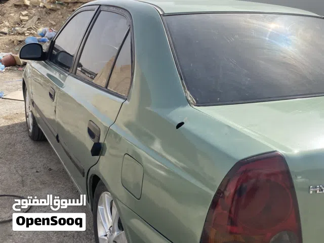 2004 هيونداي فيرنا EX