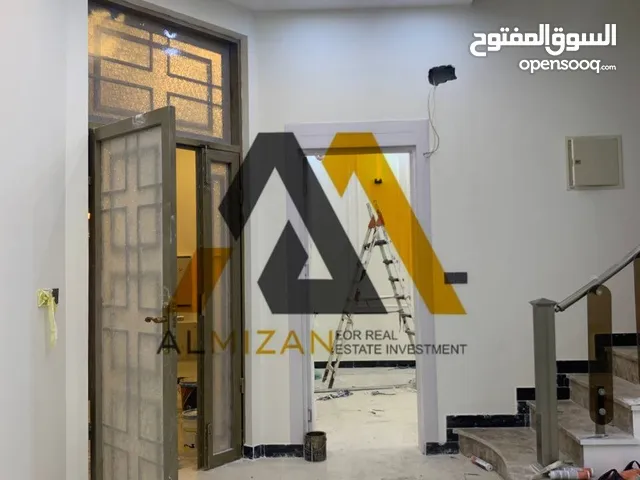 عقار للبيع عبارة عن دور عدد ( 2 ) بناء حديث وموقع مميز