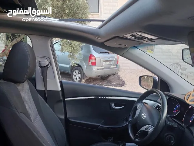 هيونداي i30 بحالة ممتازة جدا للبيع