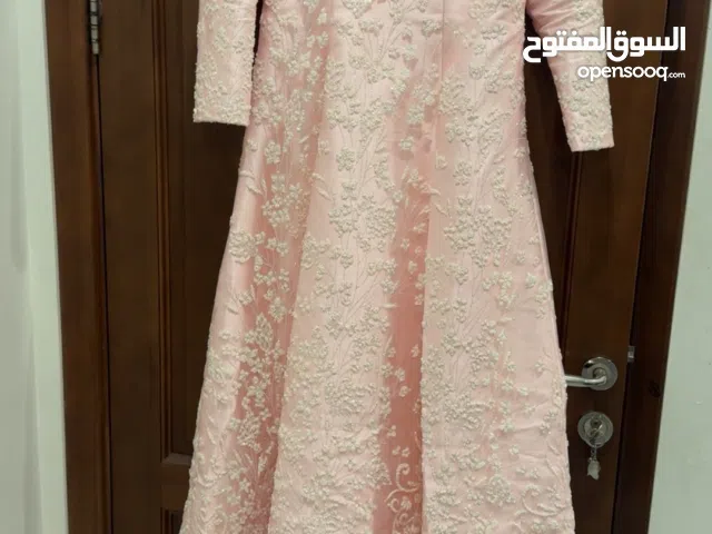 Weddings and Engagements Dresses in Hawally