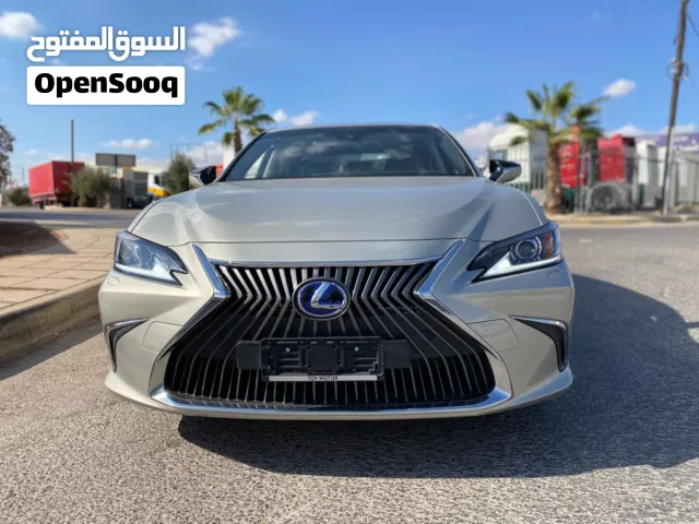 2020 لكزس ES ES 300