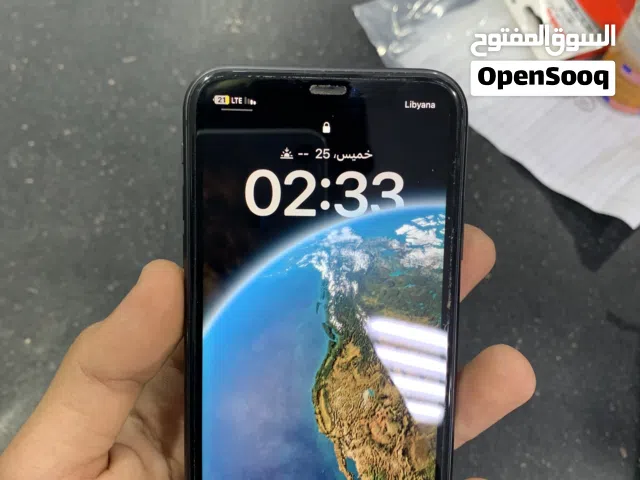 Apple iPhone 11 64 GB in Tripoli
