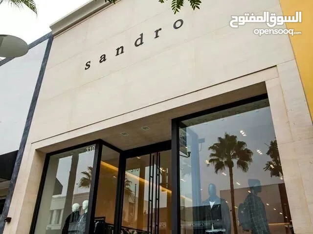 محل واجهتين للبيع فى التجمع استلام فورى جاهز للمعاينة أعلى كثافة سكانه هيدخلك أعلى ربح شهرى