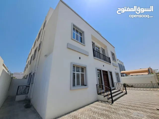 Unfurnished Villa in Muscat Al-Hail