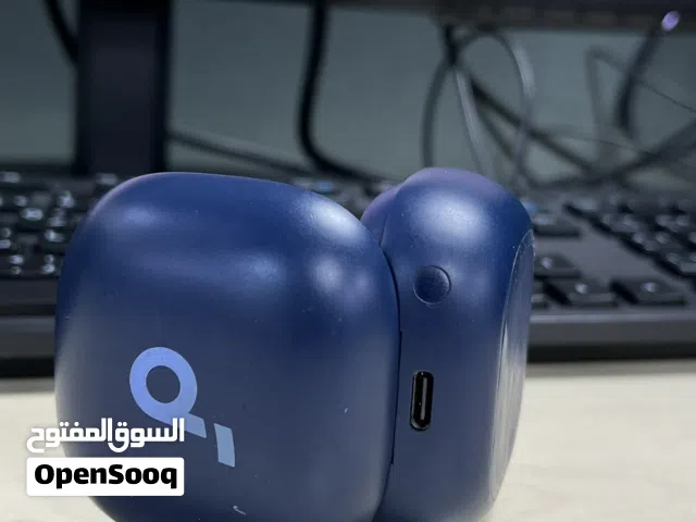 للبيع علبة شحن (Case) سماعة Anker Soundcore P40i اللاسلكية الأصلية باللون الأزرق النيلي
