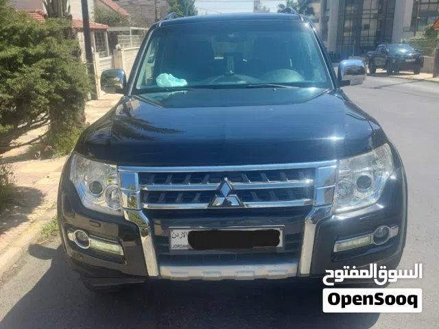 2016 Mitsubishi Pajero GLS