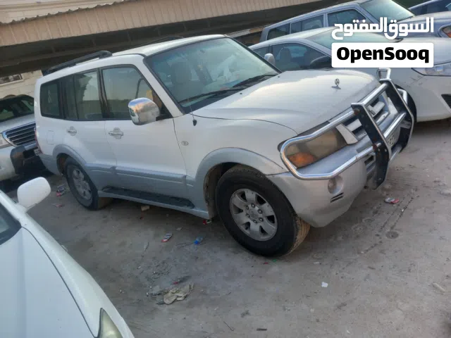 2006 ميتسوبيشي باجيرو GLX