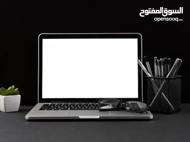 لابتوب من نوع Dell مستعمل قليل