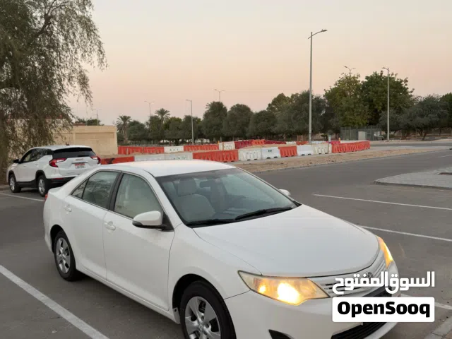 2015 تويوتا كامري GL