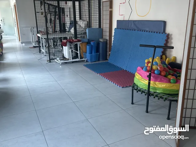 مركز طبي للبيع
