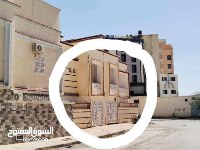15738 m2 4 Bedrooms Townhouse for Sale in Biskra Other