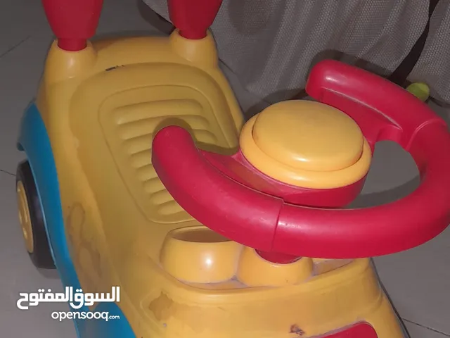للبيع سيارة اطفال