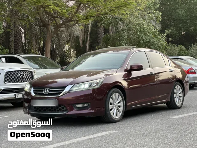 Honda Accord V4 Top line 2014 GCC هوندا اكورد خليجي كاملة فتحة سقف