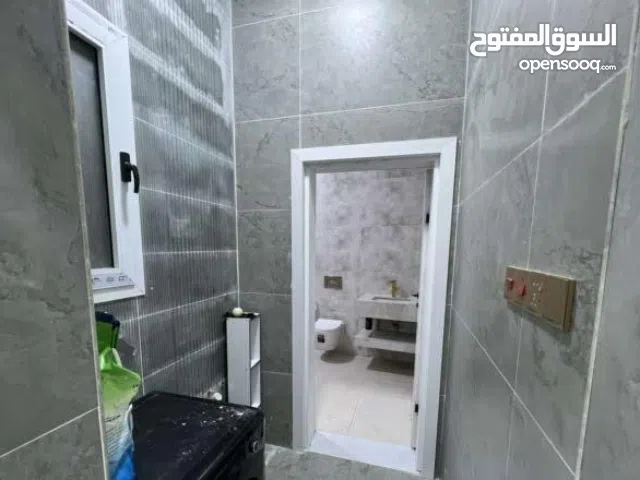 100 m2 2 Bedrooms Apartments for Rent in Basra Other