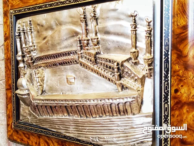 كاترو مجسم لبيت الله الحرام مصنوع من الفضة عيار 925 وأطار من خشب الزان الصنع إيطاليا الطول 35لعرض45