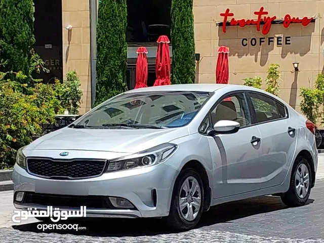 كيا سيراتو موديل 2018 من المالك مباشره بحالة ممتازه جدا الفحص مرفق بالصور