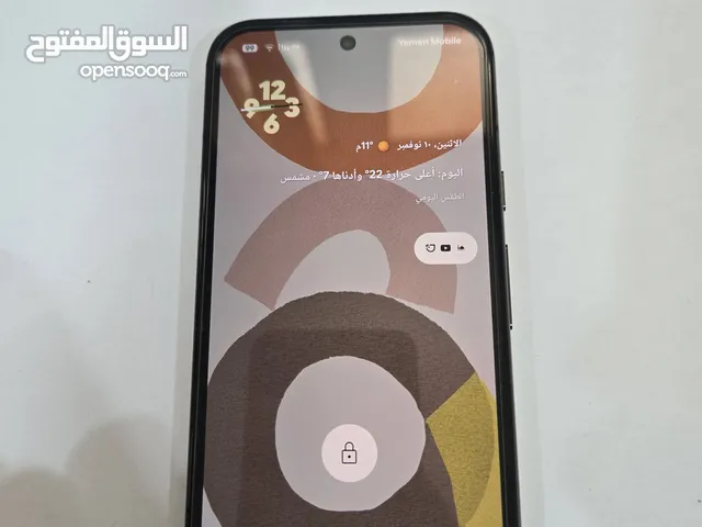 للبيع 3 جوالات بحاله ممتازه نظيفه مضمووونه