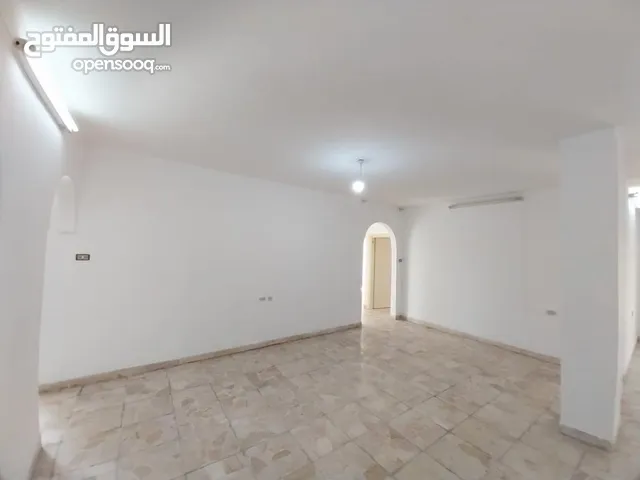 185 m2 3 Bedrooms Apartments for Rent in Amman Al Rabiah
