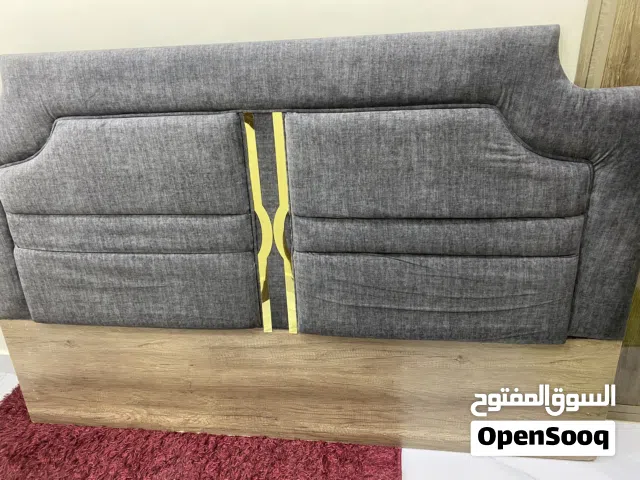 سرير مجوز للبيع