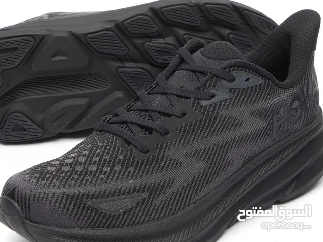 Hoka Clifton 9 running shoes - black