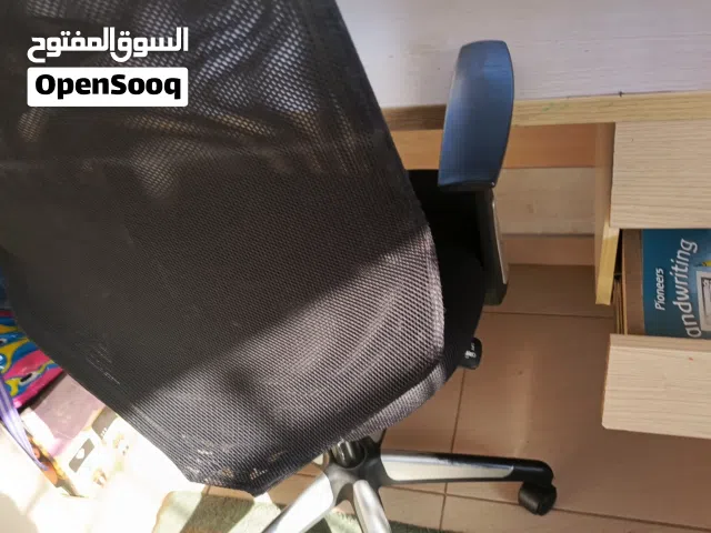 مكت دراسه و عمل بيتي جاهز للبيع سعر لقطه