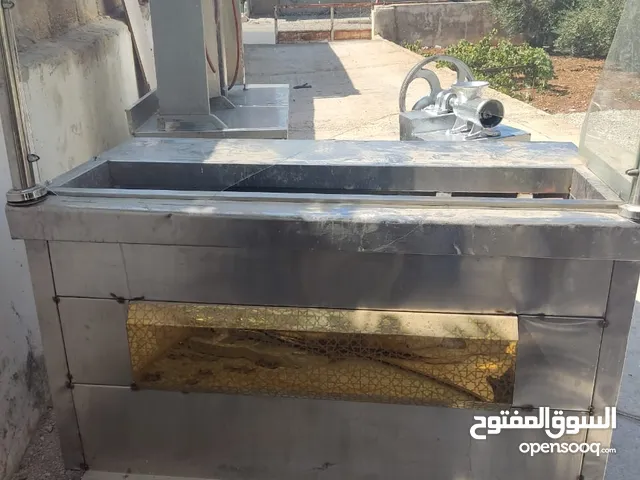 عدة مطعم للبيع بسعر حرق