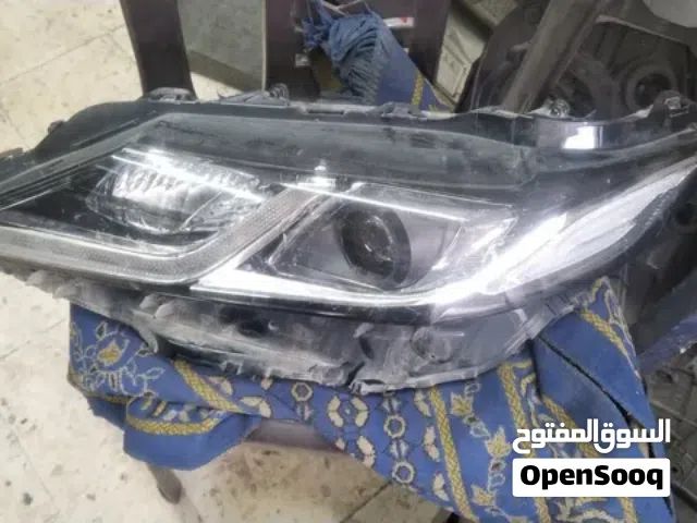 ضوء تويوتا كامري 2024