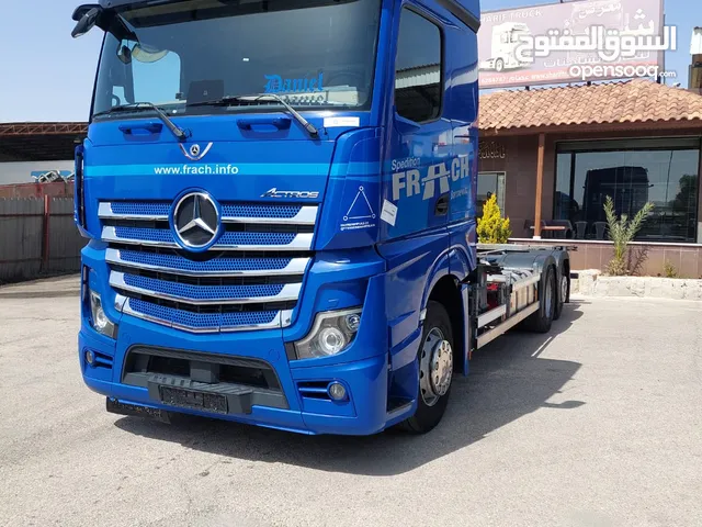 Chassis Mercedes Benz 2020 in Zarqa