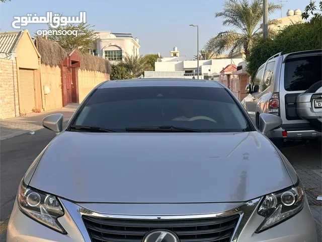 Lexus ES 350 2018 low mileage    لكسز أي إس 2018 للبيع بحالة ممتازة بنزين