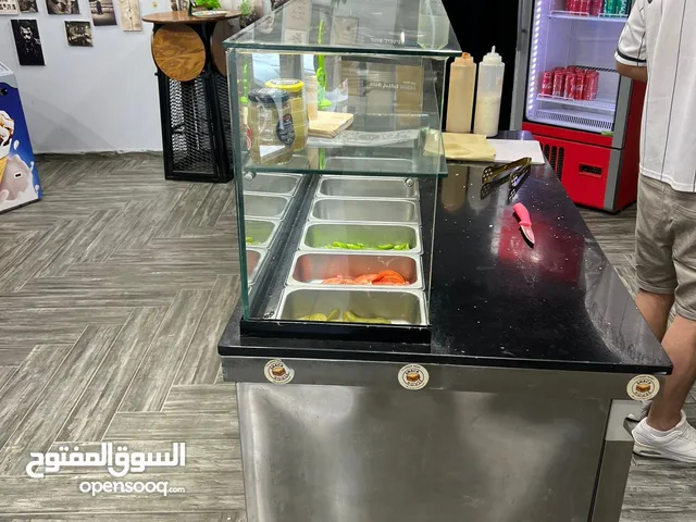 بيع جميع مستلزمات المطعم
