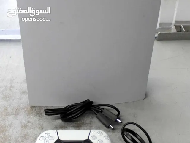 بلايستيشن 5 نظيف
