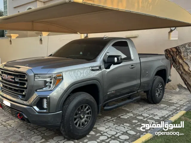 Used GMC Sierra in Abu Dhabi