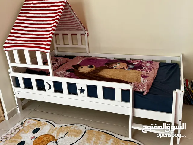 Kids bed 90 x 190 with mattress, 2months used