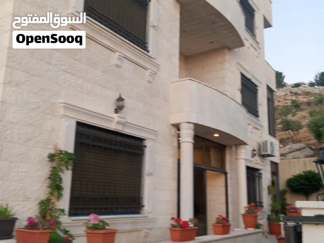 190 m2 More than 6 bedrooms Villa for Sale in Amman Marj El Hamam